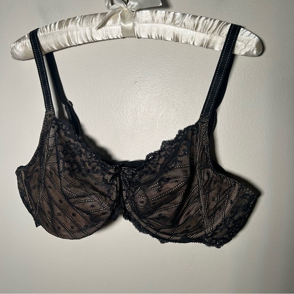 NWOT Chantelle Rive Gauche Full Coverage Underwire Bra 40D - Picture 2 of 5